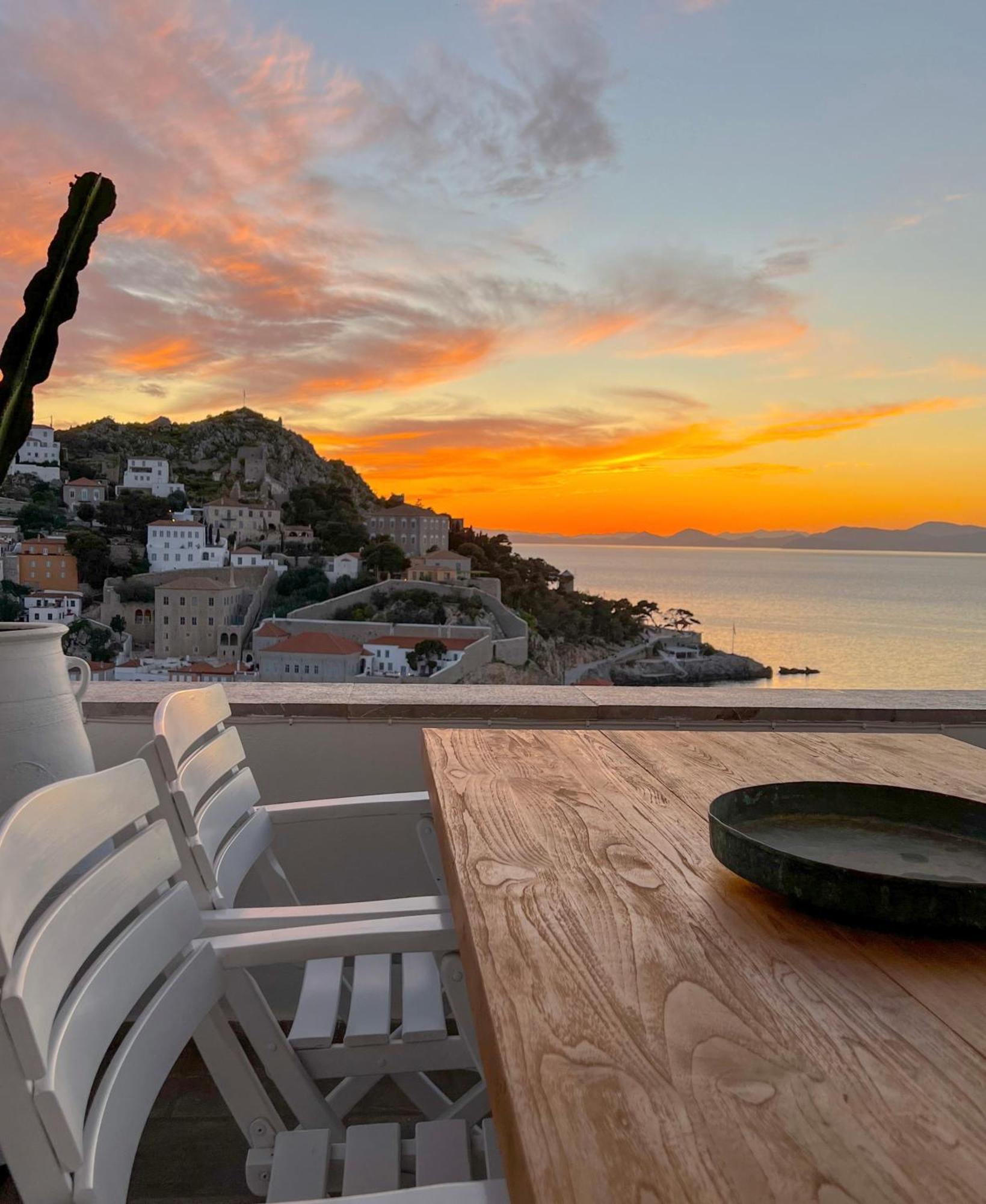 Villa Sunset Hydra  Exteriör bild